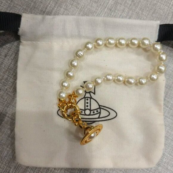 Vivienne Westwood Pearl Bracelet - Picture 4 of 7